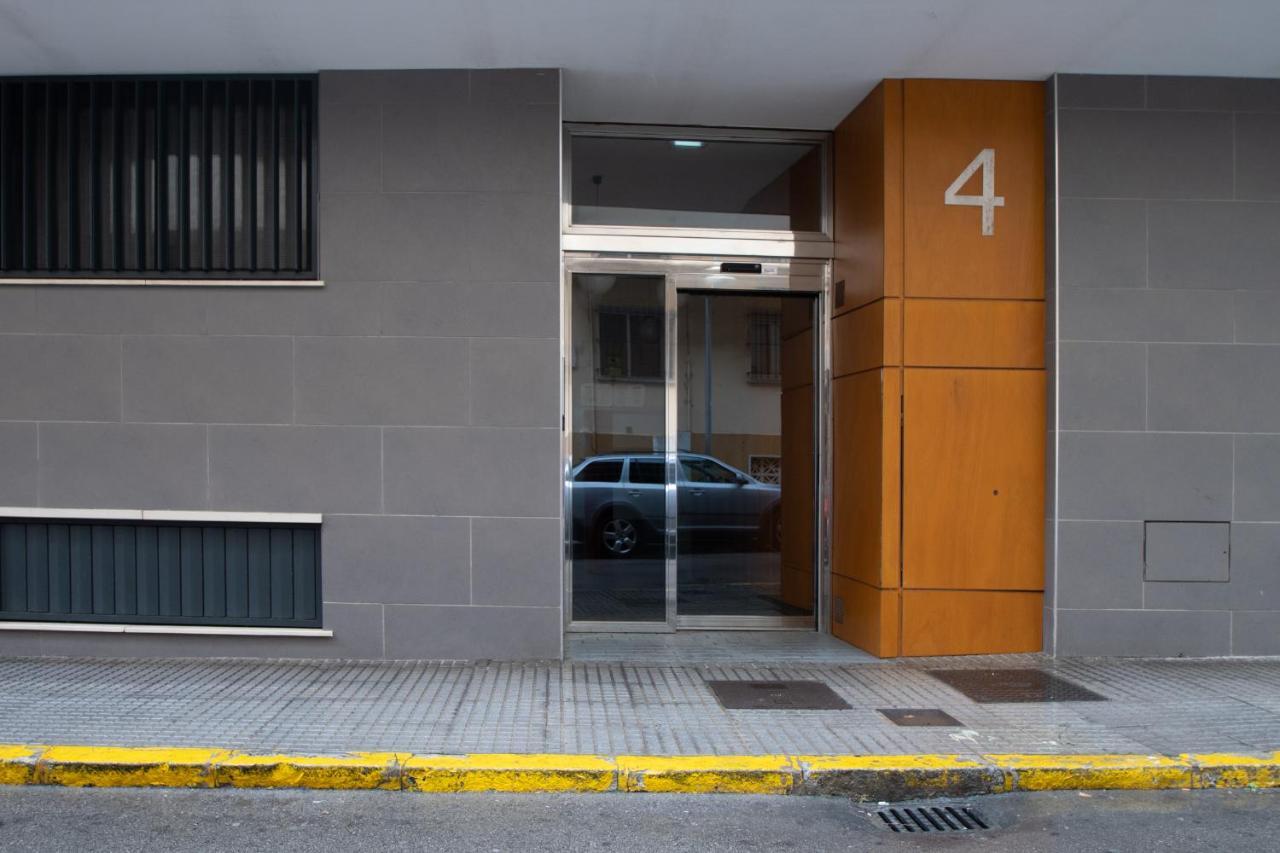 Apartamento La Luna Nueva En กาดิซ ภายนอก รูปภาพ