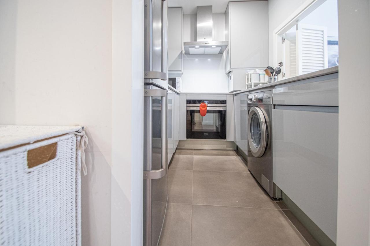 Apartamento La Luna Nueva En กาดิซ ภายนอก รูปภาพ