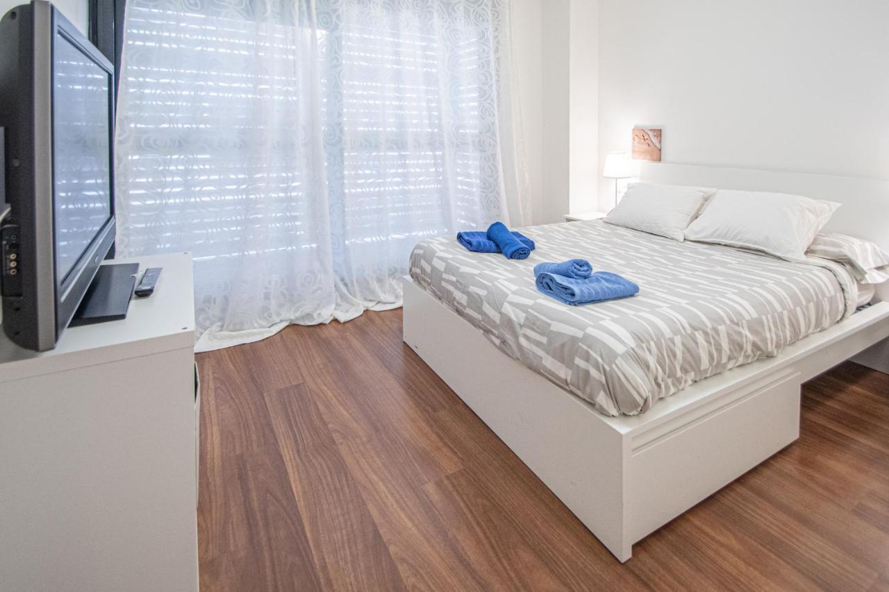 Apartamento La Luna Nueva En กาดิซ ภายนอก รูปภาพ